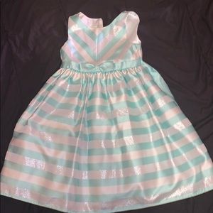 Girls dress